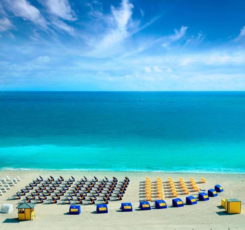 Parisian Hotel Miami Beach Kültér fotó